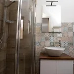 B&B La Rocca 산비토로카포